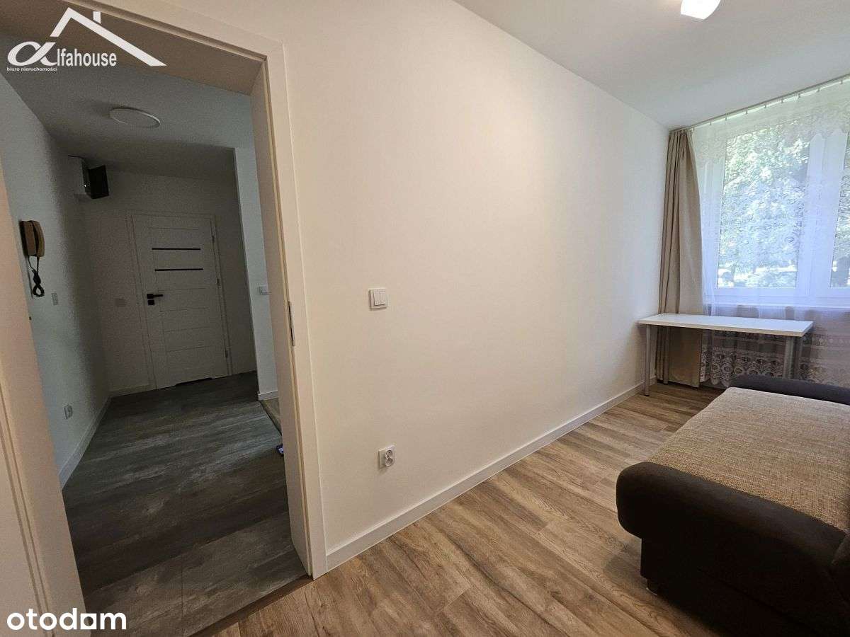 2-pokojowe mieszkanie na Lsm po remoncie-5