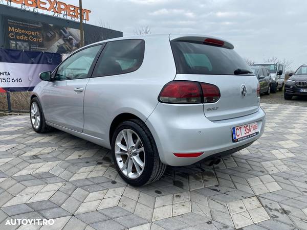 Volkswagen Golf 1.4 TSI Comfortline DSG - 3