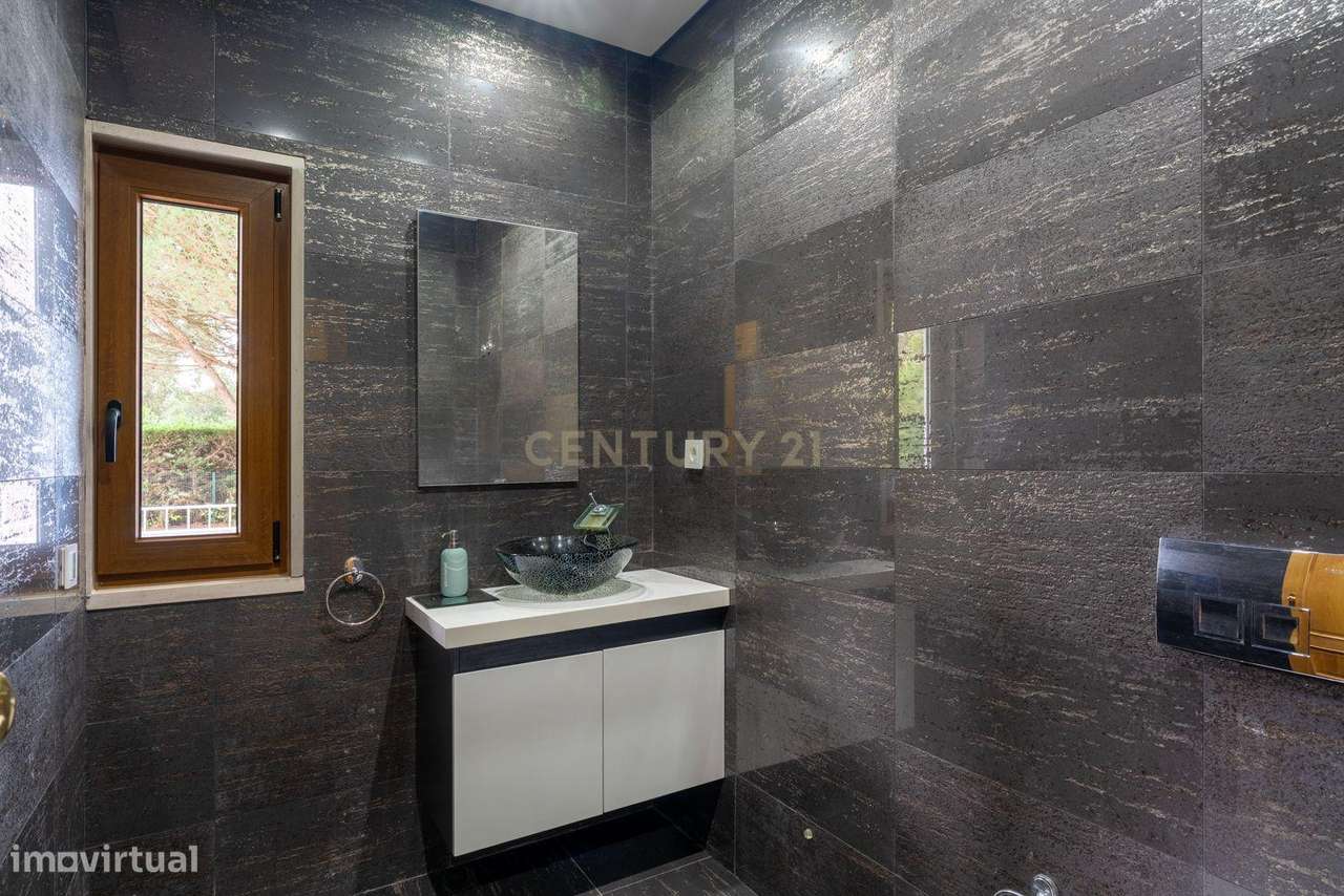 Moradia no Condomínio Privado da Penha Longa-17