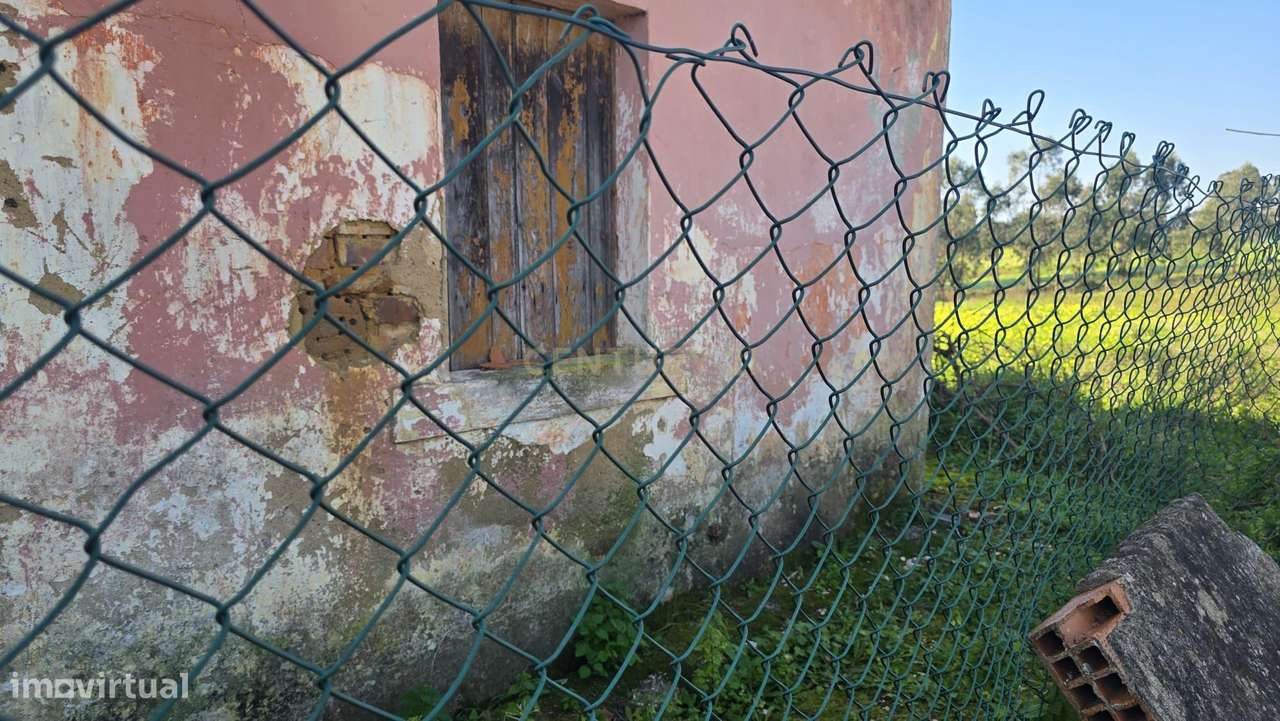 Moradia com terreno no Ramalhal - Torres Vedras - Grande imagem: 2/6