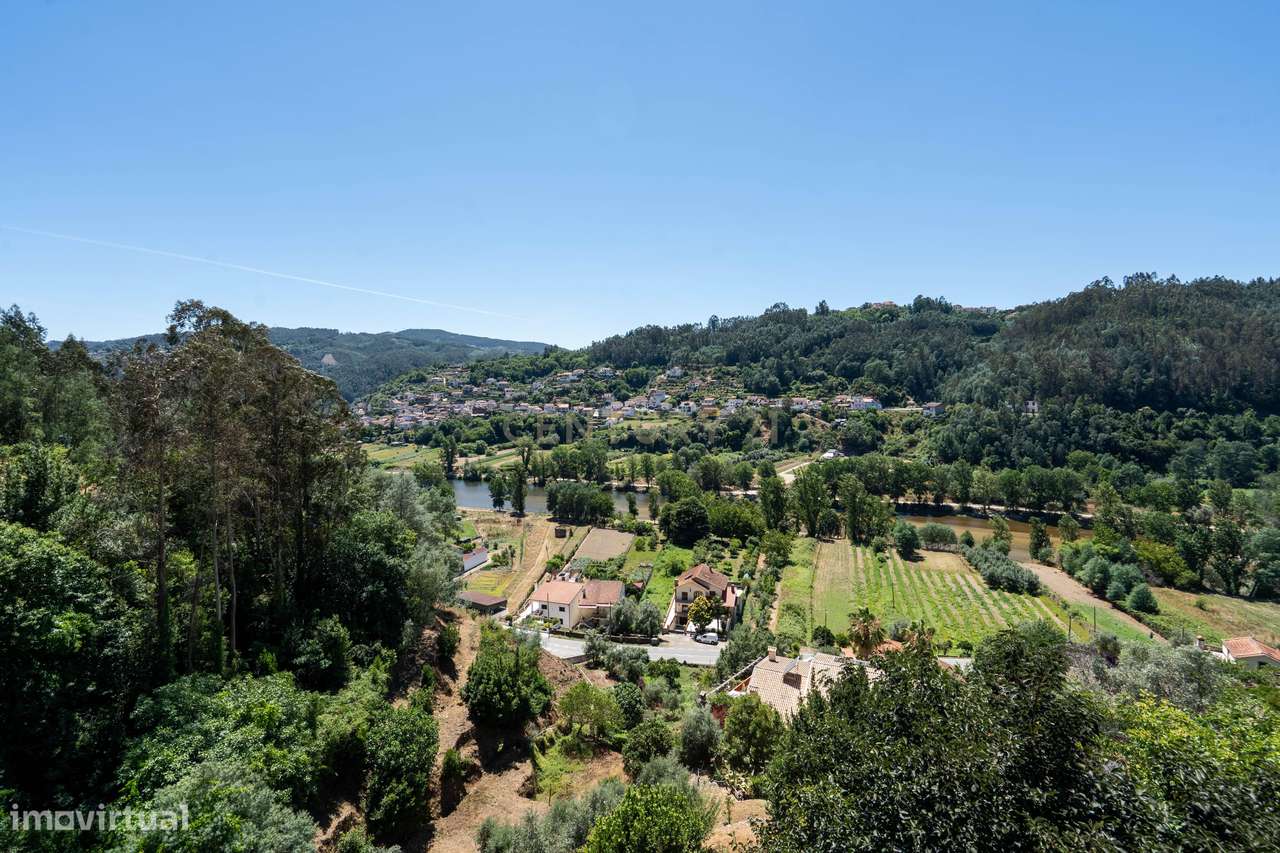 Moradia T3 c/ Vista para o Rio Mondego-33