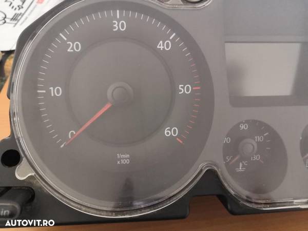 Ceasuri Bord Volkswagen Passat B6 Diesel de Europa Originale în stare perfecta - 2