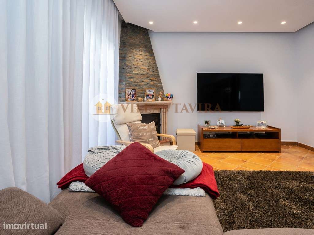 Moradia T4 - Com Vista Mar e Cidade - Topo- Urbanização Miramar-20