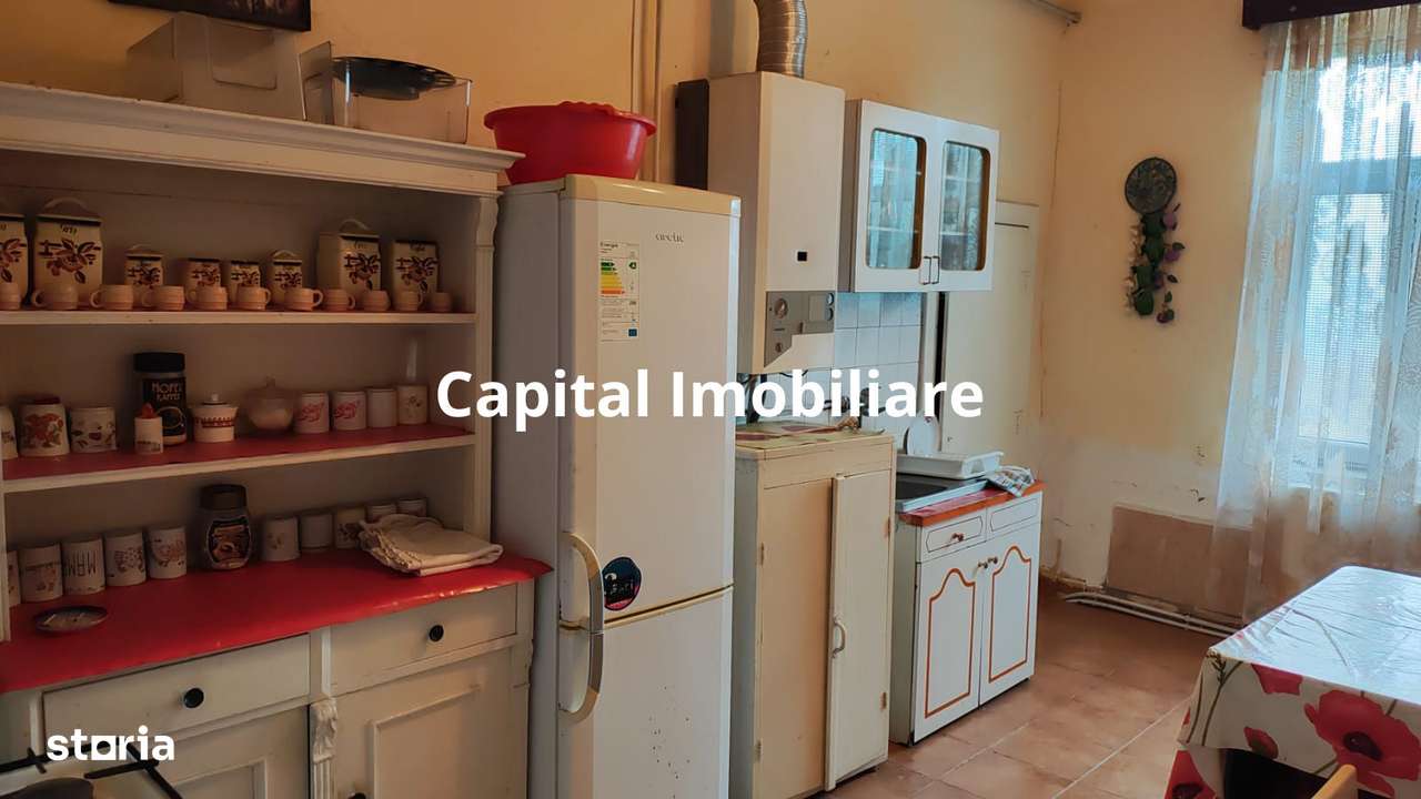 Casa din vaiuga cu toate utilitatile teren 798mp - comision 0% - Imagine principală: 3/8