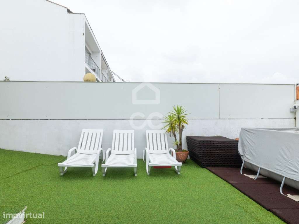 Moradia de Gaveto T3 em Ribeirão-18