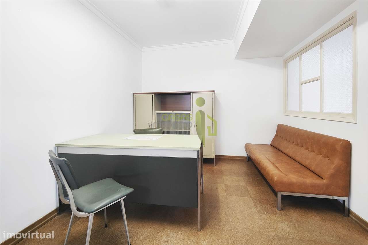 Loja T2 Venda em Agualva e Mira-Sintra,Sintra - Grande imagem: 4/28