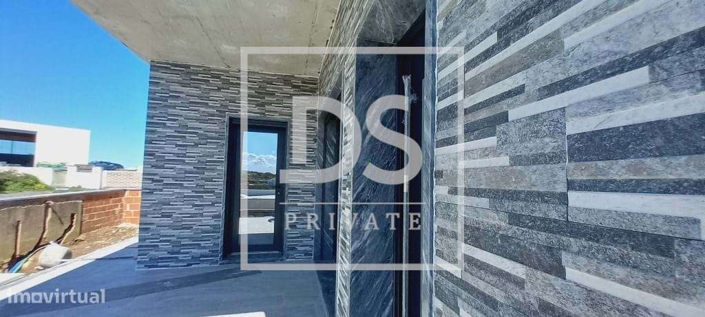 Moradia de arquitetura contemporânea com estacionamento-8