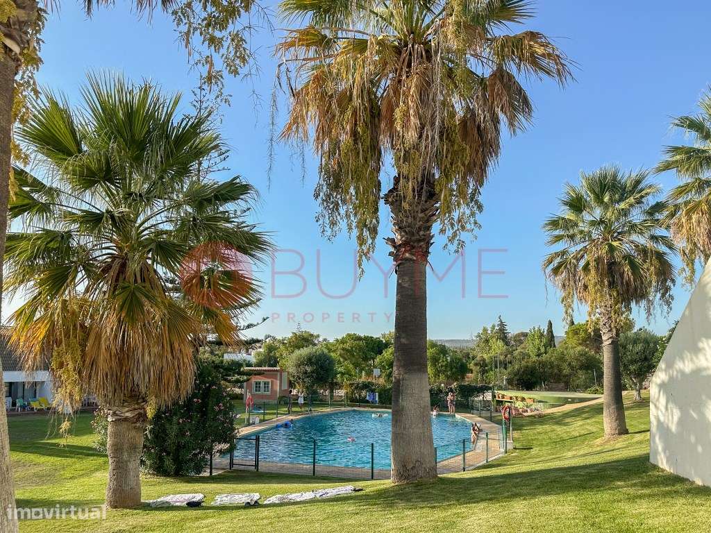 Moradia em Banda T2 em Condomínio com Piscina e Jardins | Vilamoura-28