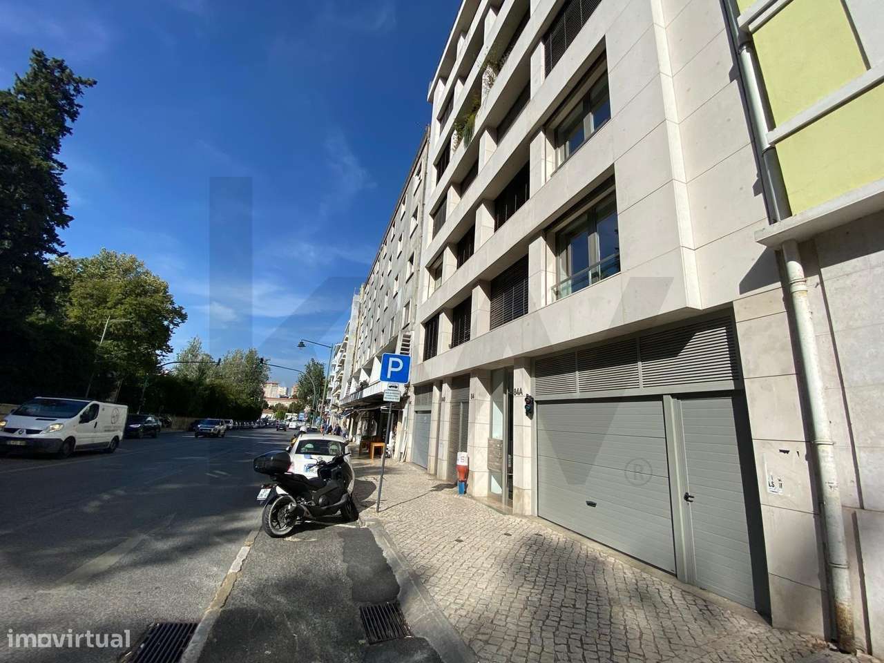 Lugar de Garagem Premium na Rua Sá da Bandeira | Segurança e Exclusivi - Grande imagem: 4/14