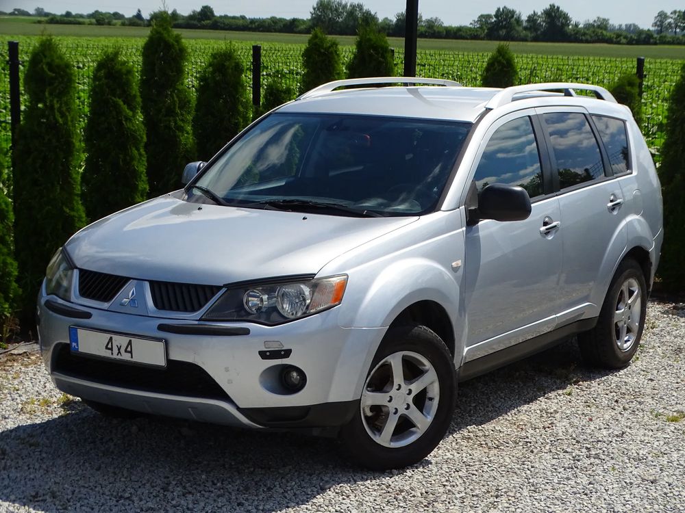 Mitsubishi Outlander II 2.0 DID Instyle 2009
