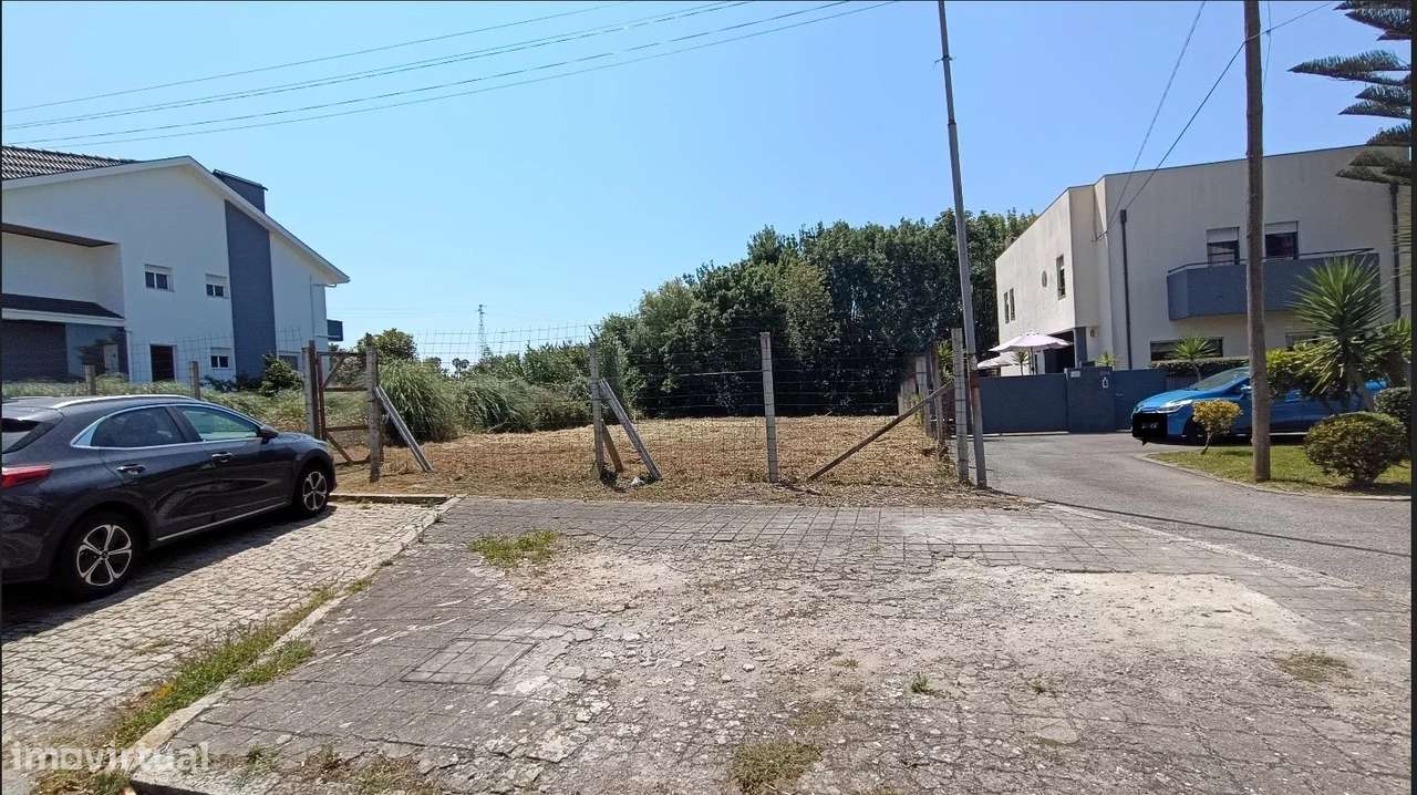 Lote c/387m2, p/Construção Moradia c/344m2-12