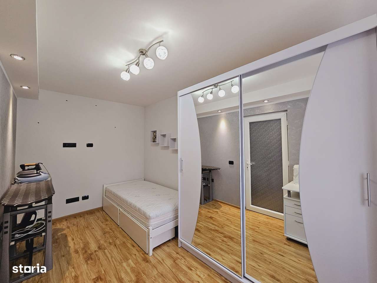 Apartament de vanzare in Galati, Micro 40 - 2 camere, 33 m!-5