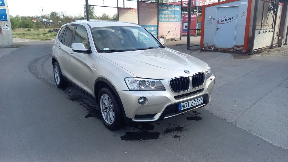 BMW X3 F25 2011
