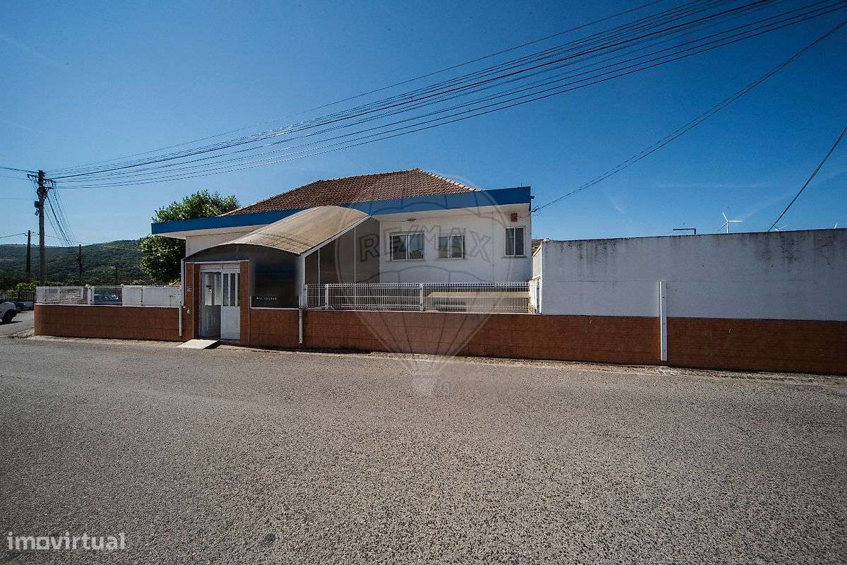 Moradia T8 para venda - Grande imagem: 3/50