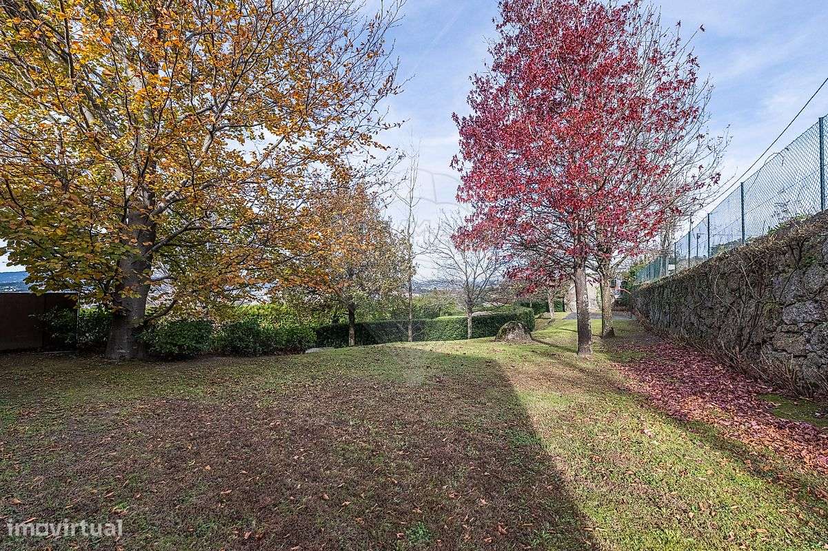 Moradia T5 para venda-17