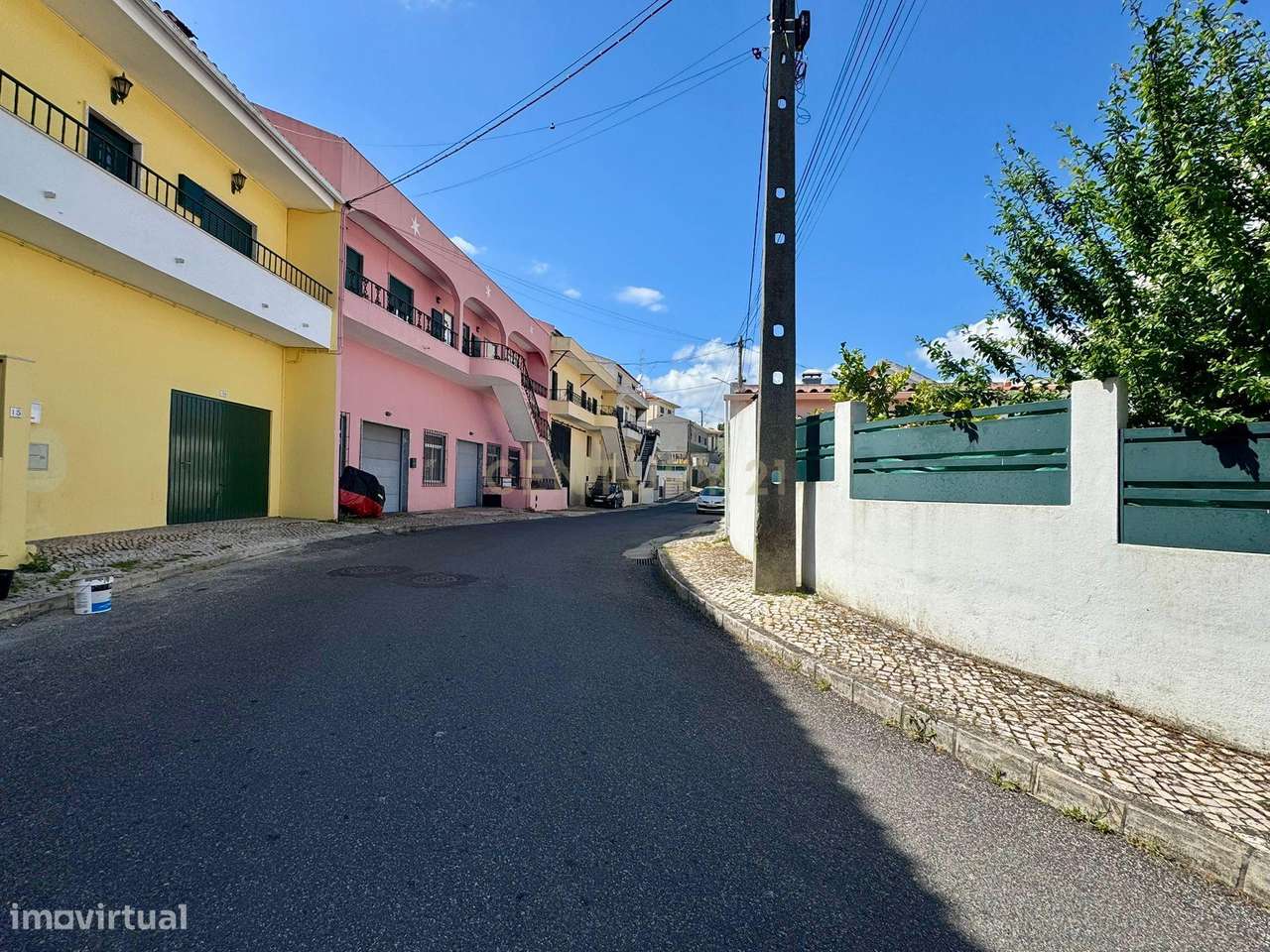 Armazém Industrial com terreno em Unhos-15