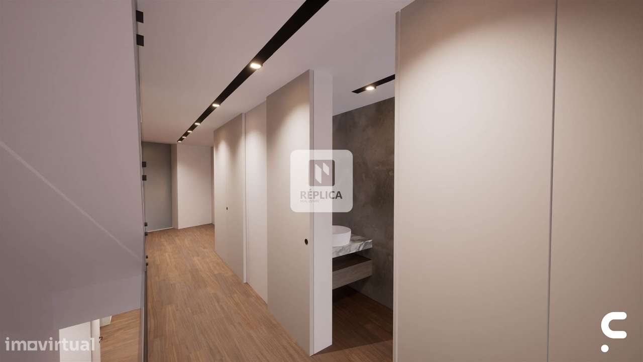Moradia T3+1 em Canidelo a escassos metros da linha de mar-18