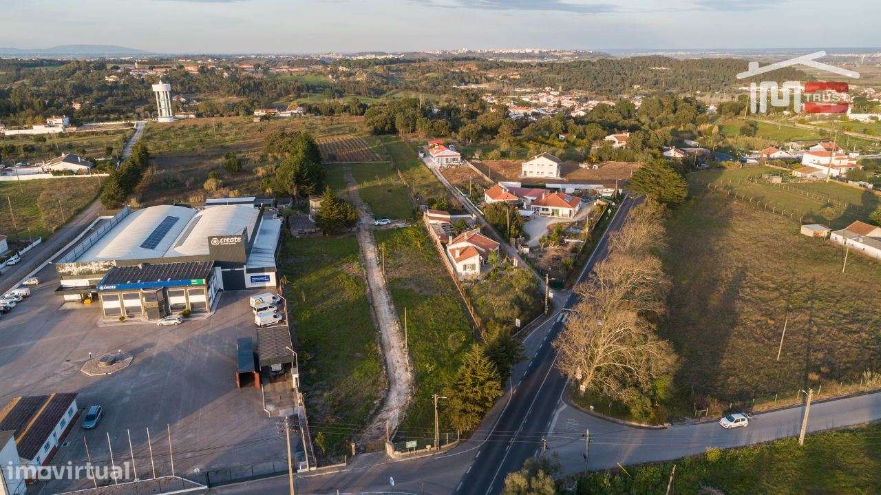 TERRENO MISTO COM AREA DE 8000 M2 ZONA INDUSTRIAL EM VALE DE SANTAREM - Grande imagem: 3/28