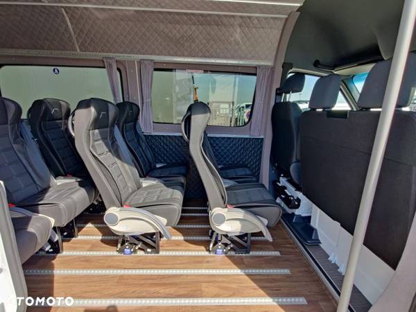 Mercedes-Benz E-Sprinter - 15