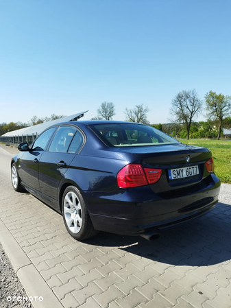 BMW Seria 3 318d - 2