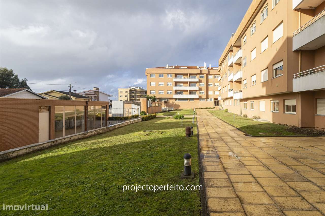 Apartamento T3 DUPLEX Arrendamento em São Félix da Marinha,Vila Nova d - Grande imagem: 2/25