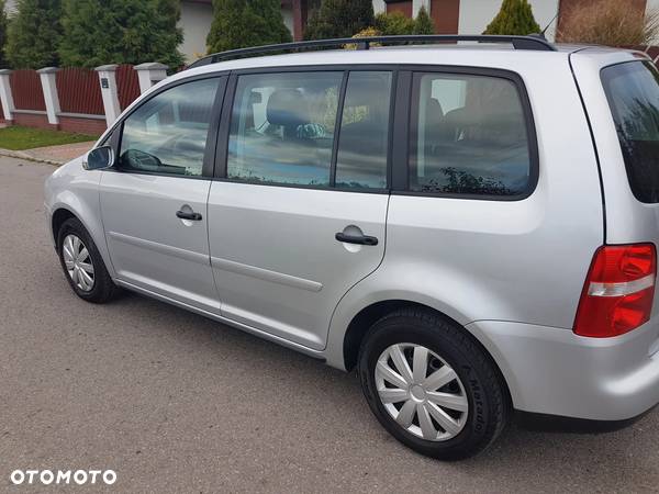 Volkswagen Touran 1.9 TDI Trendline - 9