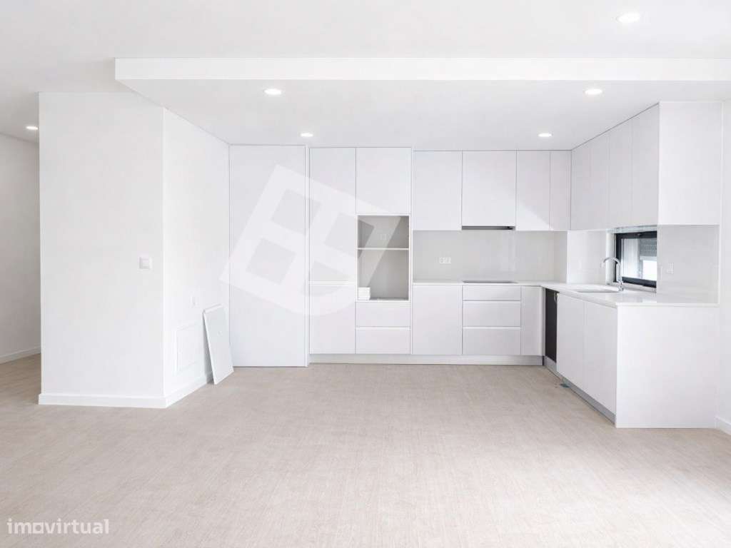 Apartamento T2 Novo c/ Varanda - Pronto Habitar | Esgueira-5