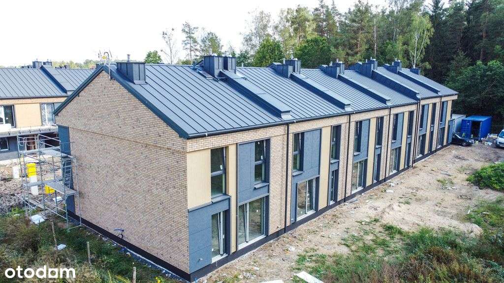 Nowoczesny dom w zabudowie szeregowe-7