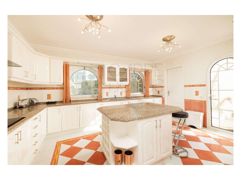 Moradia V4 inserida no campo de Golfe, Vale de Lobo, Algarve-35