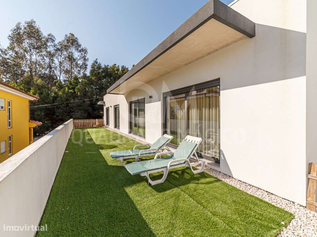 Maravilhosa moradia T3+1, térrea e de linhas modernas a 2 minutos d... - Grande imagem: 2/42