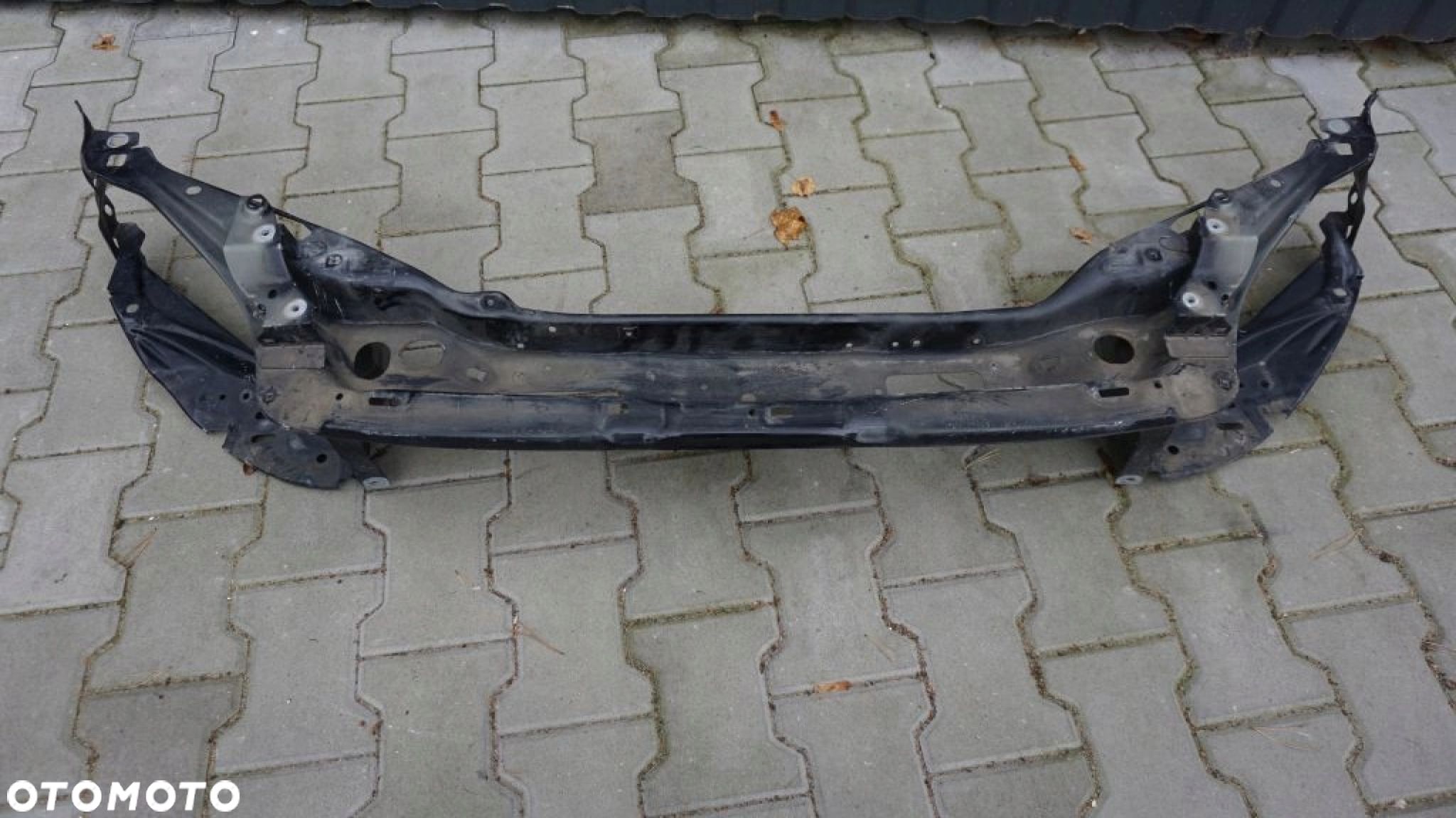 VOLVO C30 C70 II LIFT - PAS PRZEDNI WZMOCNIENIE - 1