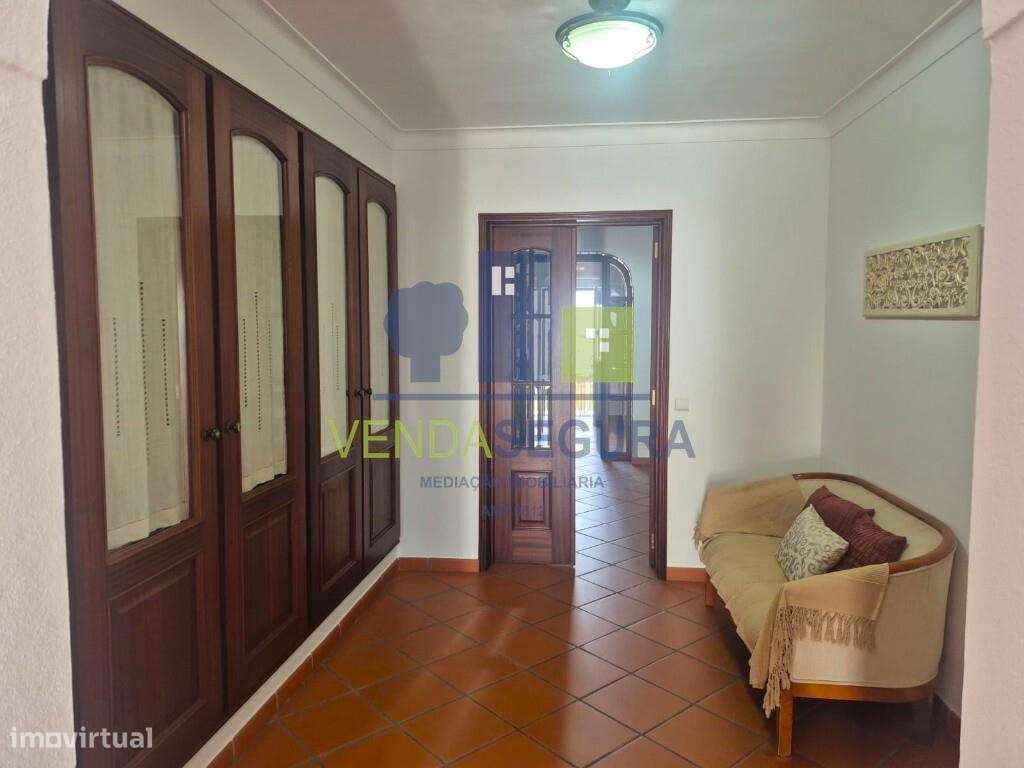 Moradia T3 com quintal, terraço e garagem | Pias-6