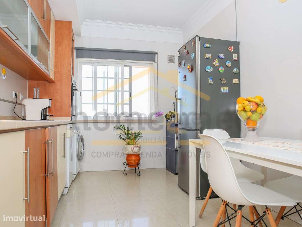 Fantástico Apartamento T2 com 2 varandas e arrecadação-3