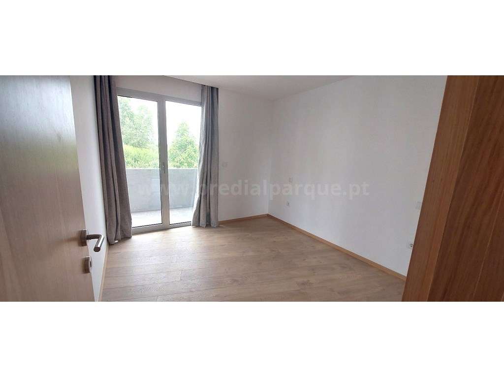 Apartamento T1 com varanda e lugar de garagem, Bessa - Grande imagem: 5/26