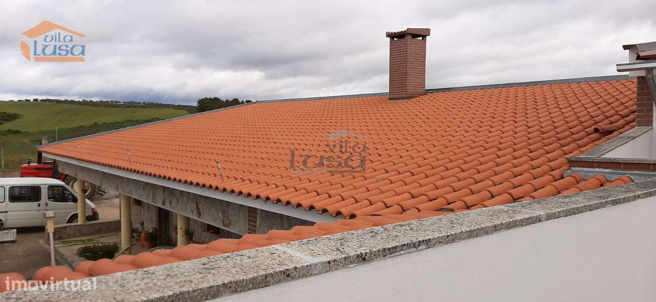 Quinta Mirandela com 12 hectares próxima do Rio Tua - Grande imagem: 2/27