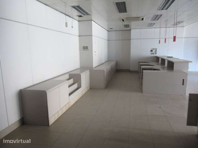 Imóvel Comercial no Lumiar-11