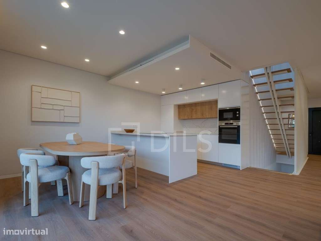 Moradia T3 com garagem e piscina na Herdade do Meio, Amora - Grande imagem: 5/68