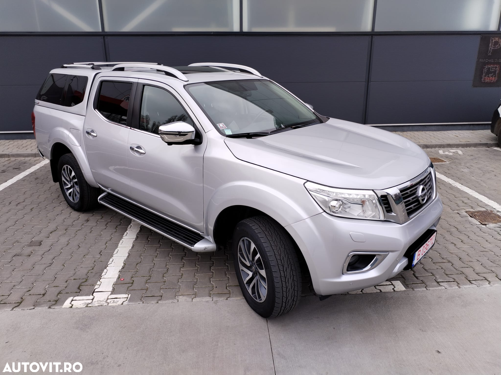 Nissan Navara 2.3 dCi Bi Turbo Double Cab Tekna Aut. - 11