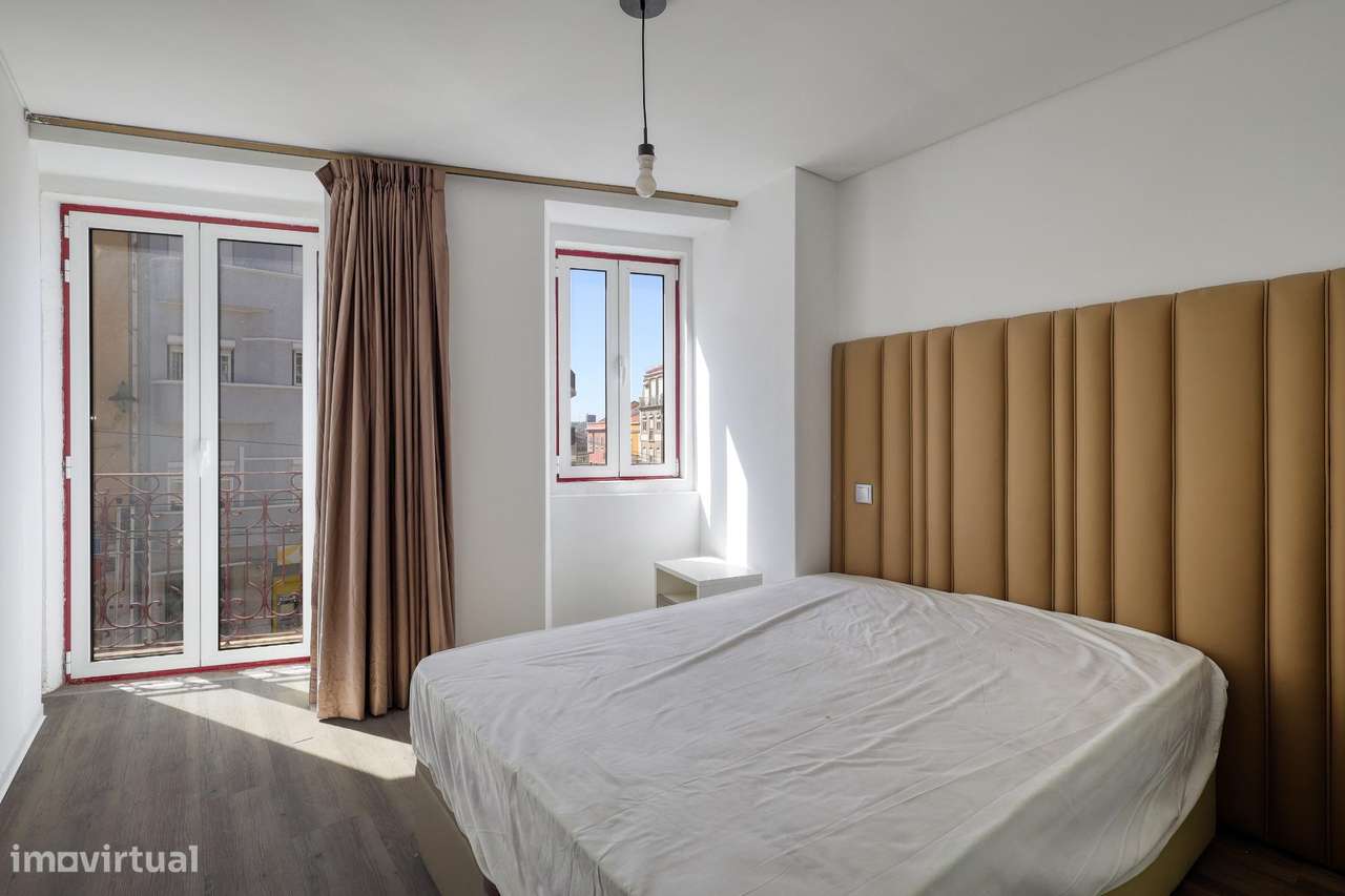 Edifício Renovado no Coração da Graça, Lisboa-15