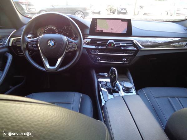 BMW 520 d Line Luxury Auto - 2