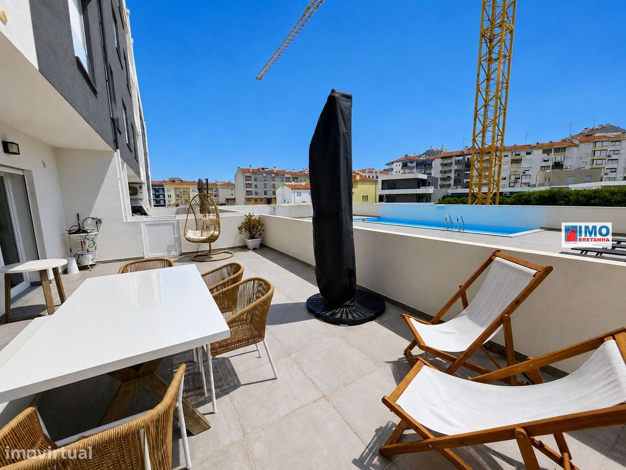 T2 com Terraço, Piscina e Garagem Dupla | Quinta da Carapalha-8