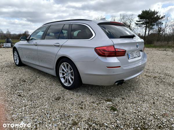 BMW Seria 5 525d Touring Luxury Line - 3