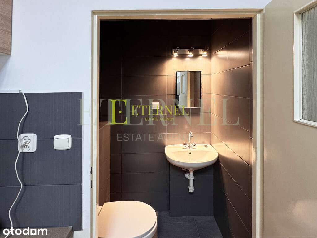 Lokal użytkowy w pasażu handlowym - Rusznikarska-16