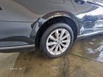 VW Passat Variant 2.0 TDi Highline DSG - 44