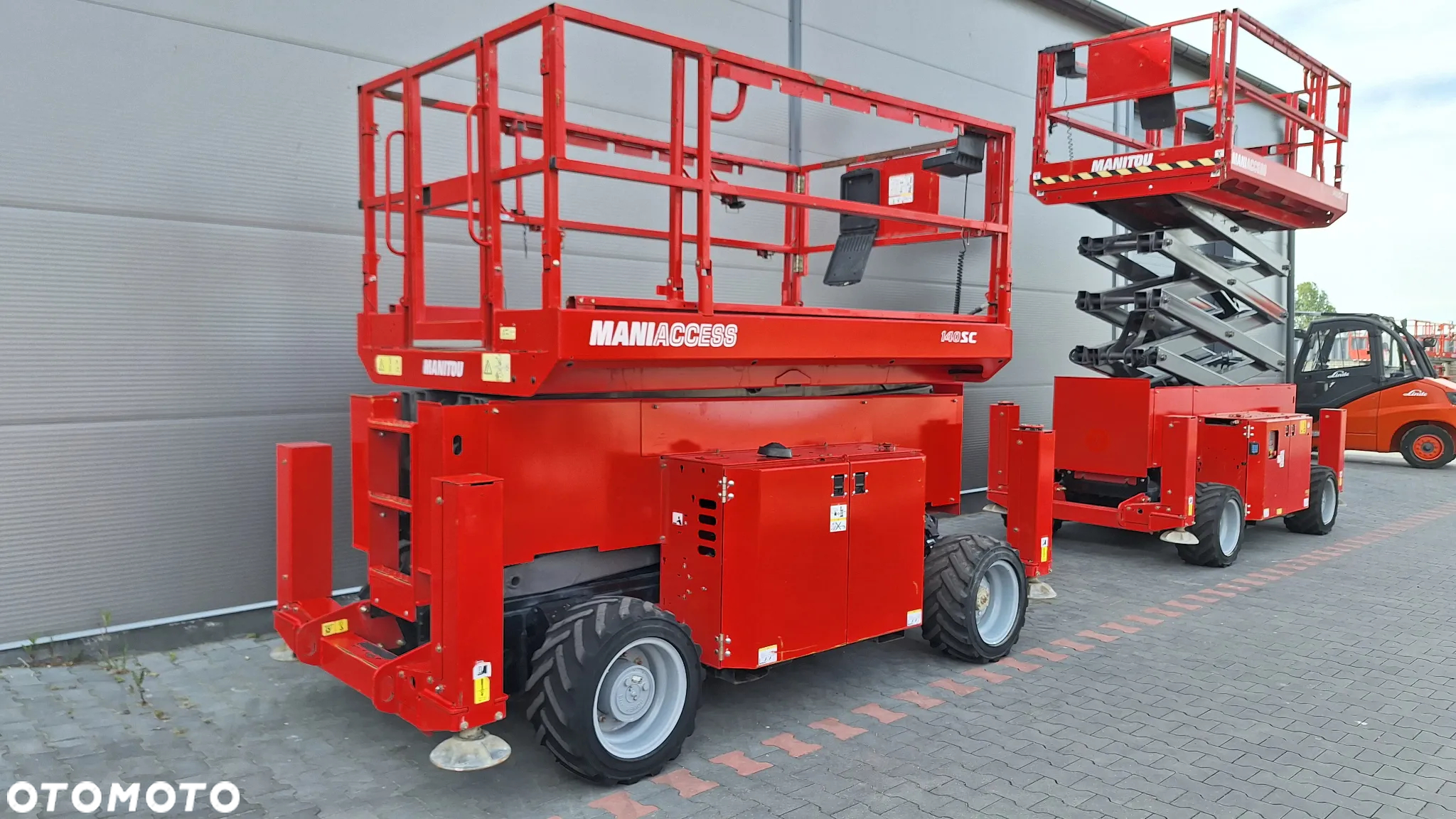 Manitou 140SC Podnosnik Koszowy Nożycowy Podest Ruchomy - 2