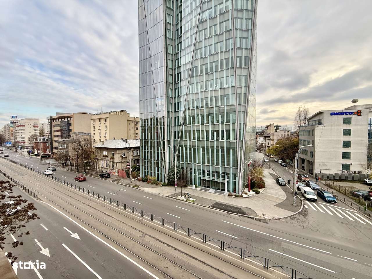 2 camere  | 54 MP | 3 Boxe | DOROBANTI-0