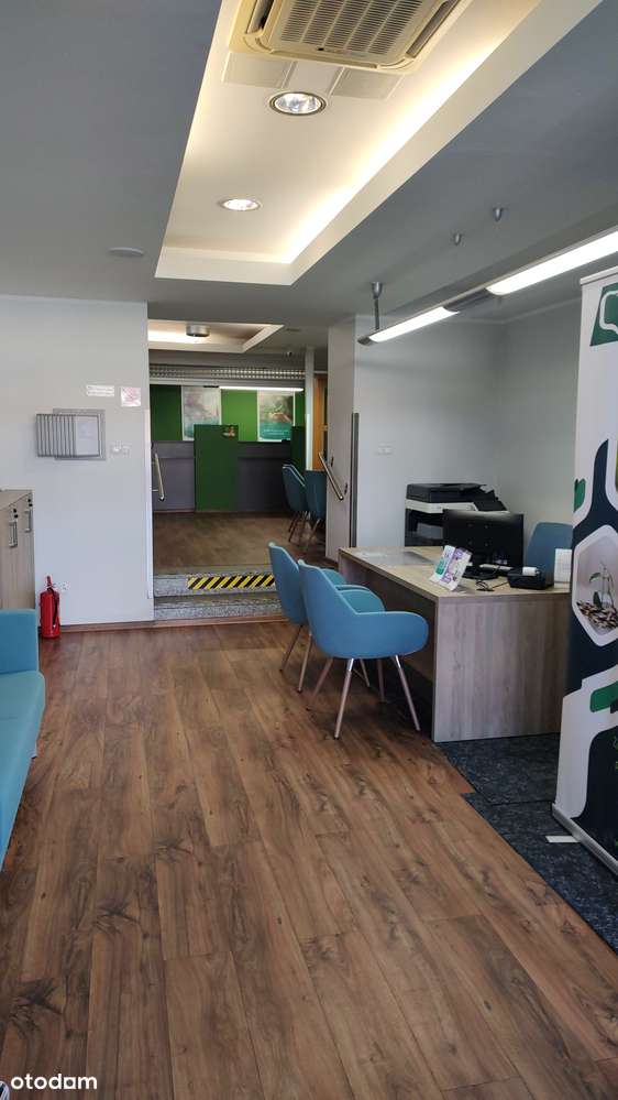 Gotowy lokal bankowy  na Rynku Głównym w Oświęcimiu - Pełny obrazek: 4/6