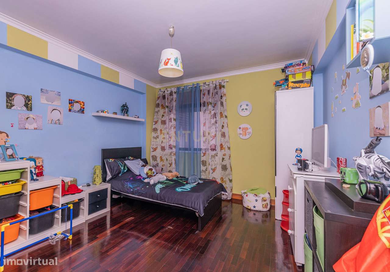 Apartamento T3 em S. Marcos/Cacém com Arrecadação-23