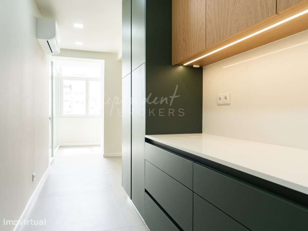 APARTAMENTO T4 TOTALMENTE REMODELADO NAS TORRES DO RESTELO, COM VIS...-11