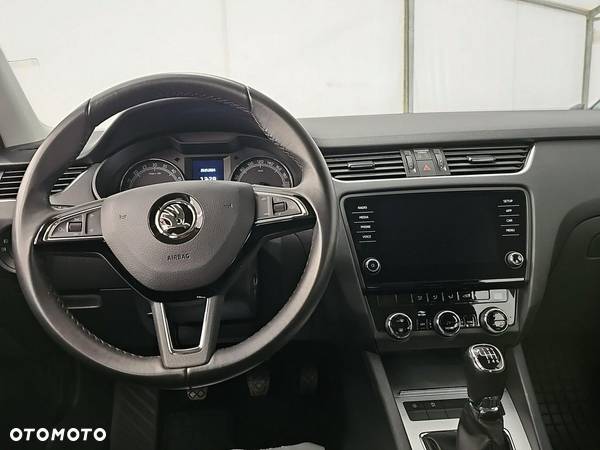 Skoda Octavia 2.0 TDI SCR Style - 17